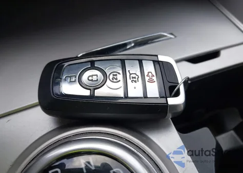 2021 Ford Explorer Xlt z USA, uszkodzony, nr VIN 1FMSK8DHXMGA76822